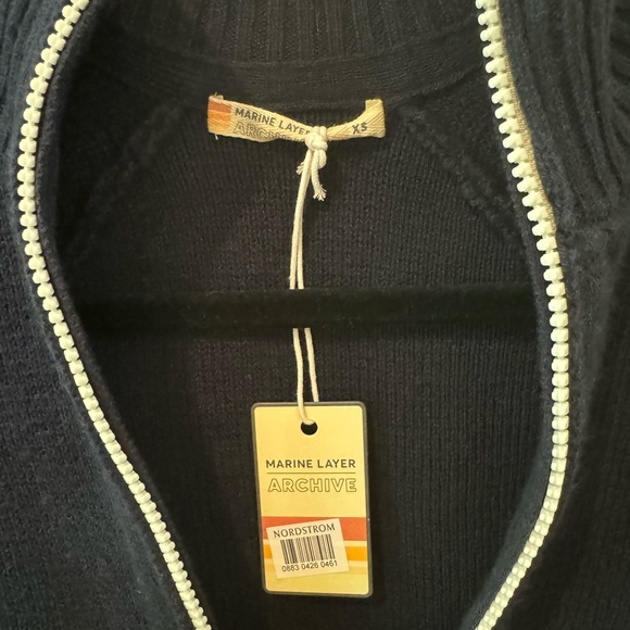 Marine Layer sweater - Picture 3 of 6